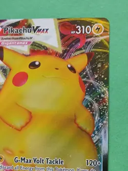Pokemon Sword & Shield Vivid Voltage Pikachu vmax 044/185 Ultra Rare - Image 3