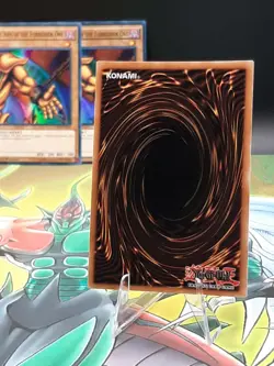Yu-Gi-Oh! Left Arm of The Forbidden One YGLD-ENA21 Ultra Rare 1st Ed NM - Image 3