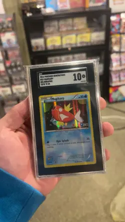 (POP 1) 2016 POKEMON XY GENERATIONS TOYS R US #22 MAGIKARP-HOLO SGC 10 - Image 1