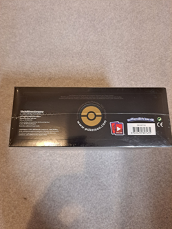 Pokemon Sword & Shield Elite Trainer Box Plus Zacian ETB Brand New & Sealed - Image 5