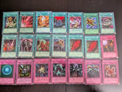 YUHIOH Early 2000s lot of over 400+ cards, heavily used! - Image 2