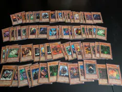 YUHIOH Early 2000s lot of over 400+ cards, heavily used! - Image 5
