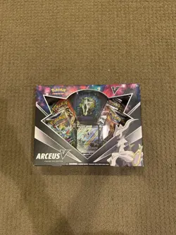 Pokemon TCG Arceus V Figure Collection Box (Single) - Image 1