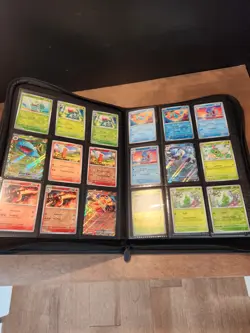 Pokemon - SV 151 Complete Base Set (C/UC/H/RH/EX) 001-165 (326 Cards) + BINDER - Image 1