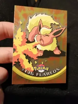 Carta Pokemon Topps Flareon #136 Rainbow Holo Foil Ita Excellent - Image 1