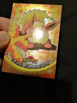 Carta Pokemon Topps Flareon #136 Rainbow Holo Foil Ita Excellent - Image 3