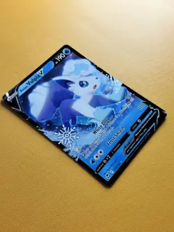 Alolan Vulpix V | 033/195 | Holiday Calendar Snowflake Stamped Promo | Pokemon M - Image 2