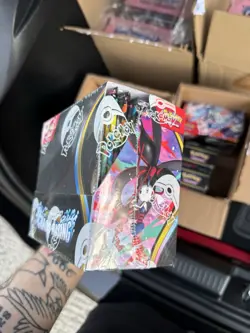 Pokemon Mega Evolution Chaos Rising Booster Box (36 Packs) RIPPED SEAL SEE PHOTO - Image 2
