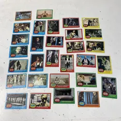 Mixed 1977 Topps Star Wars Trading Card Bundle (Set Of 30) - Image 1