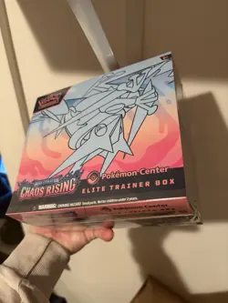 Pokemon Center Mega Evolution: Chaos Rising Elite Trainer Box English - Image 2