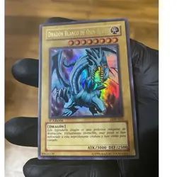 Blue-Eyes White Dragon LOB-001 LDD-S001 1st Ed Foil Spanish Version - Image 1