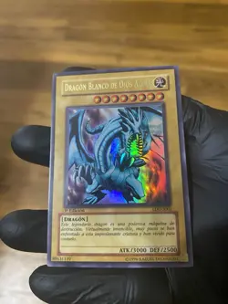 Blue-Eyes White Dragon LOB-001 LDD-S001 1st Ed Foil Spanish Version - Image 3