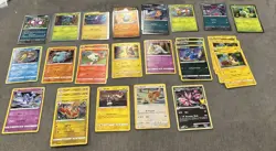 Lot x31 Holo Promo Pokemon Cards SWSH & SVP (Eevee, Bulbasaur, Scorbunny, etc) - Image 1