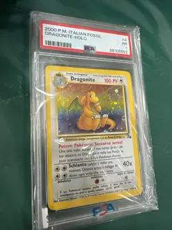 Dragonite Holo Rare 4/62 Fossil Pokemon Italian PSA 1 - Image 1