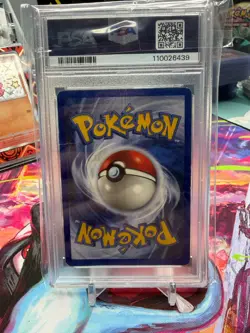 1999 POKEMON 1ST EDITION #8/102 MACHAMP HOLO PSA 1 - Image 2