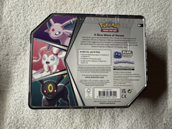 Pokemon TCG V Powers Tin UMBREON Sword & Shield BRAND NEW SEALED - Image 2