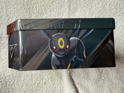 Pokemon TCG V Powers Tin UMBREON Sword & Shield BRAND NEW SEALED - Image 4
