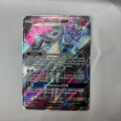 2018 POKEMON SUN & MOON LOST THUNDER 205 FULL ART/ALOLAN NINETALES GX - Image 1