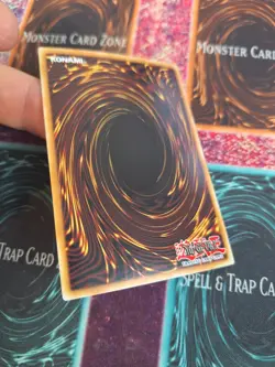 Yu-Gi-Oh! Malevolent Catastrophe LCYW-EN148 Super Rare 1st Edition Near Mint - Image 4