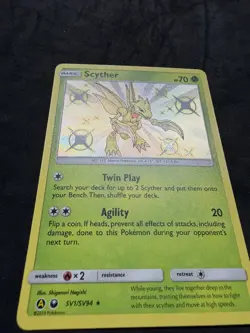 Pokemon TCG Scyther SV1/SV94 Hidden Fates Shiny Vault Shiny Holo Rare - Image 3