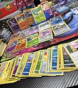 Pokemon TCG Bundle Holos, Rare - Image 1
