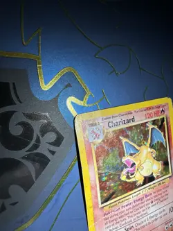 Wizards of the Coast Base Set Charizard 4/102 Holo Rare 1999 120 HP - Image 2