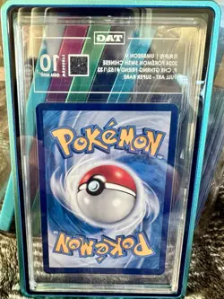 Pokemon TCG: Sword & Shield Umbreon V Alt Art CS4a CS 152/132 TAG 10 GEM MINT!! - Image 2