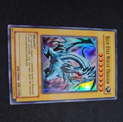 Blue-Eyes White Dragon SKE-001 Super Rare Yugioh Card Trading TCG - Image 1