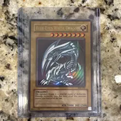 Konami Yu-Gi-Oh! Blue-Eyes White Dragon SDK-001 Ultra Rare Holo Unlimited - Image 1