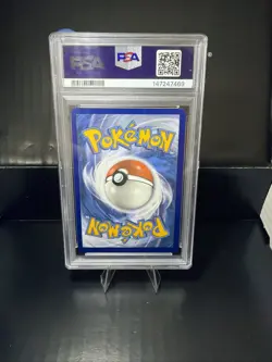 Sylveon VMAX 212/203 Pokemon Evolving Skies - PSA 9 Mint - Image 2