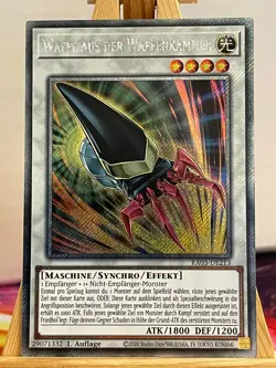 Waffe Aus Der Waffenkammer RA03-DE213 Platinum Secret Rare Deutsch NM YUGIOH - Image 1