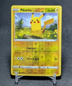 Pikachu Common Reverse Holo Lightning Evolving Skies Pokemon TCG Card 049/203 - Image 1