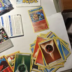 Pokemon Random Lot 100+ Cards + Tin + Coins+ Pamphlets, Lots of CommonsUncommons - Image 5