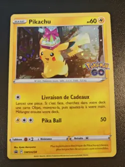 Carte Pokemon PIKACHU SWSH234 PROMO Holo Pokemon GO EB10.5 FR NEUF - Image 1