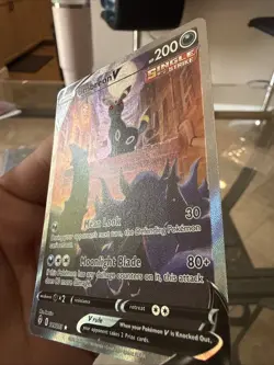 Pokemon Umbreon v Holo Ultra Rare TCG Card Evolving Skies 189/203 NM/M Condition - Image 4