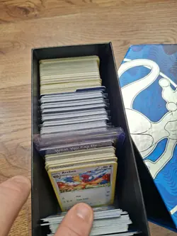 Pokemon Cards Job lot bundle HOLO/REVERSE HOLO rare uncommon common box dividers - Image 3