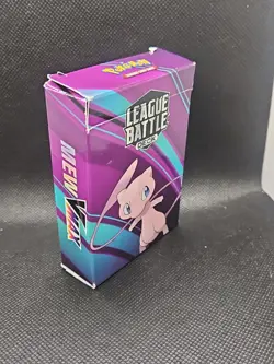 Pokemon TCG League Battle Decks Mew VMax / Reshiram & Charizard-GX Plus Another - Image 2