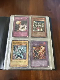 Yu-Gi-Oh Vintage Collection Binder Trading Game Card Sleeves Book 1996 with Card - Image 4