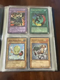Yu-Gi-Oh Vintage Collection Binder Trading Game Card Sleeves Book 1996 with Card - Image 5