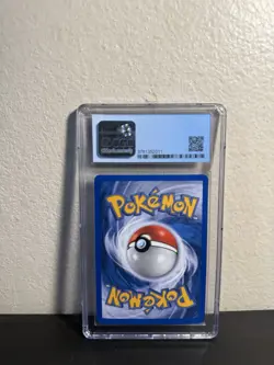Pokemon 2005 Ex Emerald Milotic Ex Holo 96/106 CGC 9 - Image 2