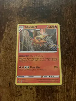 Charizard 010/078 Pokemon GO Holo - Image 1