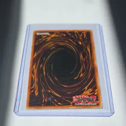 Konami Blue-Eyes White Dragon DDS-001 Prismatic Secret Holo Unlimited - Image 4