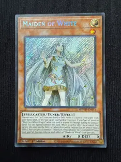 Yu-Gi-Oh! Maiden of White SDWD-EN041 Blue-Eyes White Destiny 1st Ed SR Foil - Image 1