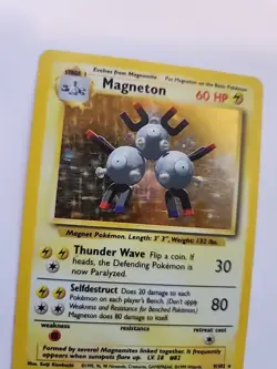 Magneton Holo Base Pokemon Card WOTC - Image 3