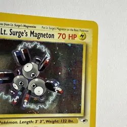 Lt. Surge's Magneton 8/132 Halo Rare 2000 Pokemon Gym Heroes - Image 4