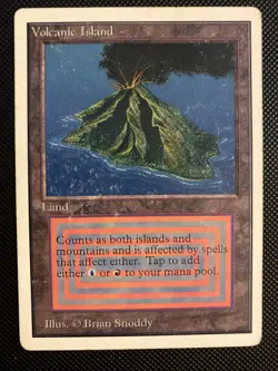 English - MTG Volcanic Island - HP - Unlimited Edition - Image 1