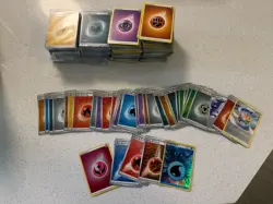 Pokemon Energy Lot - 850+ Cards Includes 40 Holos and Reverse Holos - Image 1