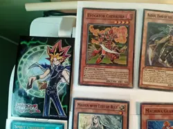 Vintage MixedYu-Gi-Oh 17 Cards Lot. 5 Ultras 12 Supers And Holo Sleeve. - Image 2