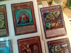 Vintage MixedYu-Gi-Oh 17 Cards Lot. 5 Ultras 12 Supers And Holo Sleeve. - Image 4