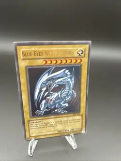 Blue-Eyes White Dragon SDK-001 Ultra Rare MP - Image 1